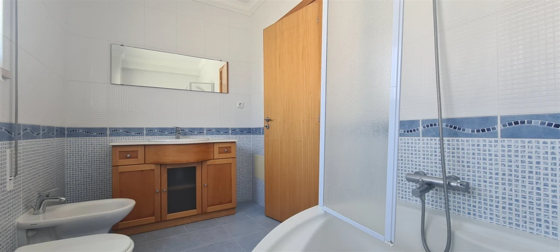 Apartamento T3 para Arrendamento em Leiria, Pousos, Barreira e Cortes Foto 12