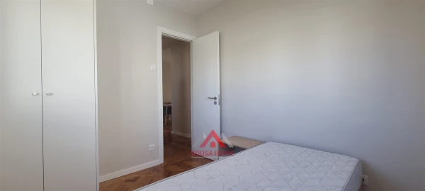 Apartamento T3 para Arrendamento em Leiria, Pousos, Barreira e Cortes