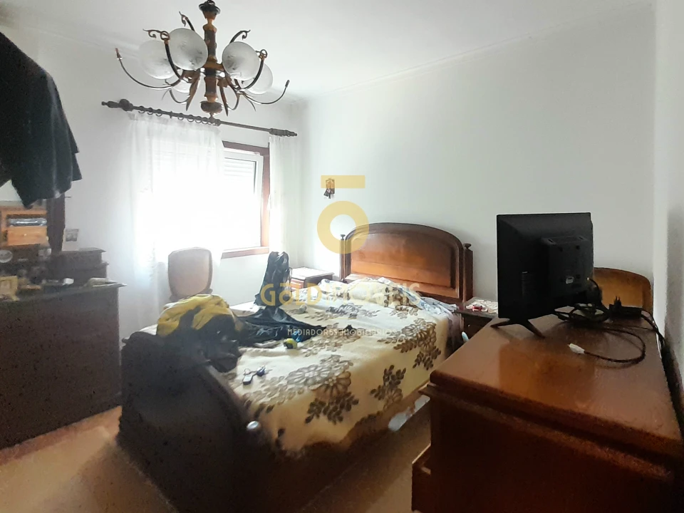 Moradia T4 para Arrendamento em Souselo Foto 9