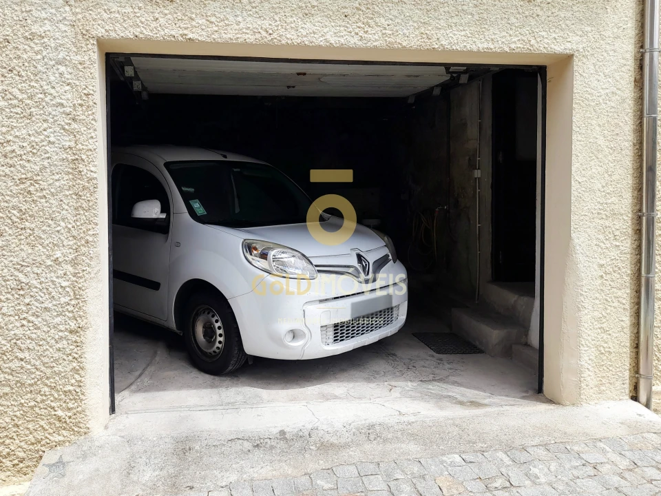 Moradia T4 para Arrendamento em Souselo Foto 5
