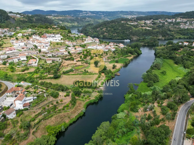 Moradia T4 para Arrendamento em Souselo Foto 20