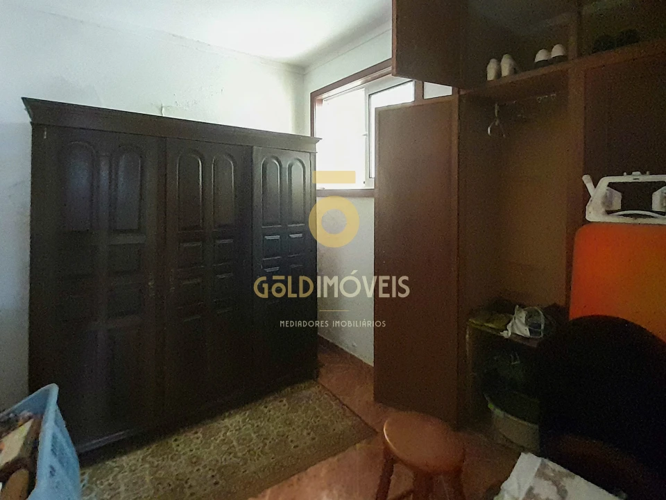Moradia T4 para Arrendamento em Souselo Foto 12
