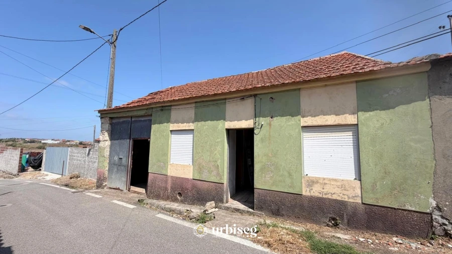 Moradia T3 para Venda em Alqueidão Foto 22