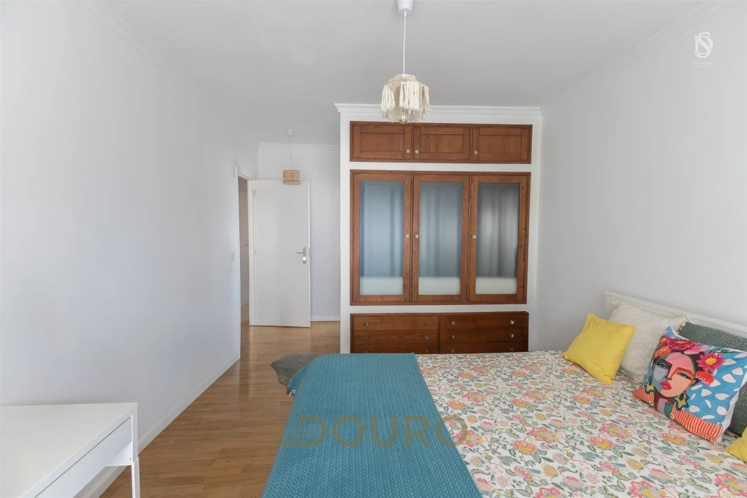 Apartamento T2 para Venda em Rebordosa Foto 12