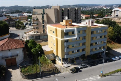 Apartamento T2 para Venda em Rebordosa