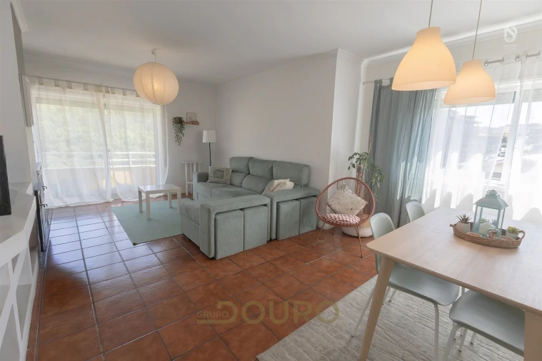 Apartamento T2 para Venda em Rebordosa Foto 2