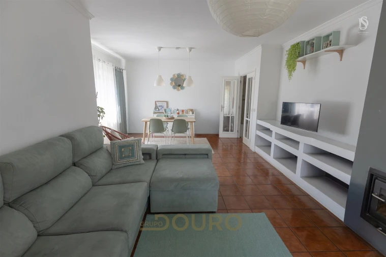 Apartamento T2 para Venda em Rebordosa Foto 5