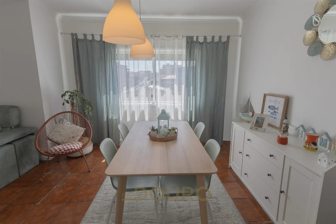 Apartamento T2 para Venda em Rebordosa Foto 3