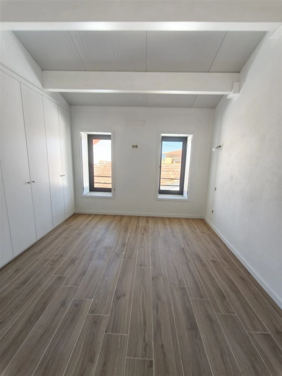 Moradia T2 para Venda em São Lourenço do Bairro Foto 23