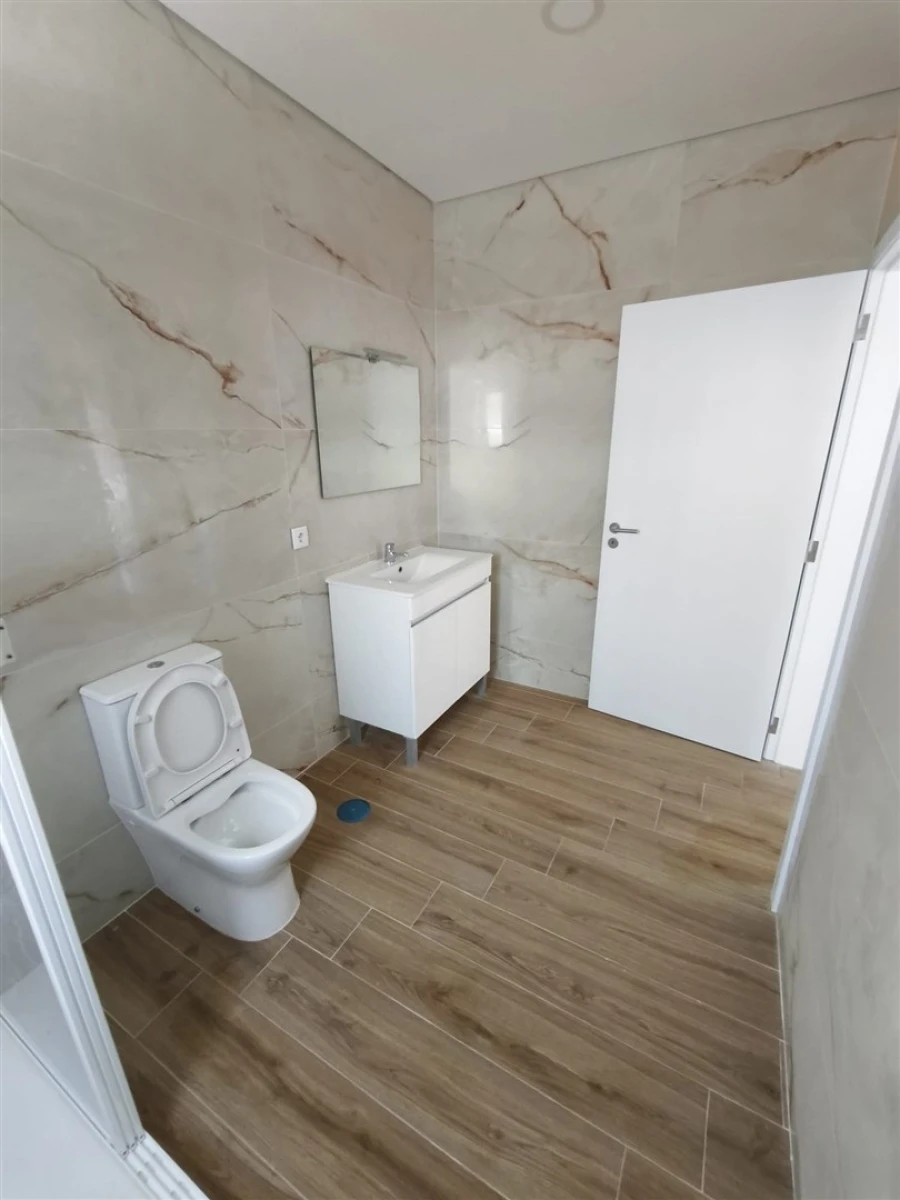 Moradia T2 para Venda em São Lourenço do Bairro Foto 41