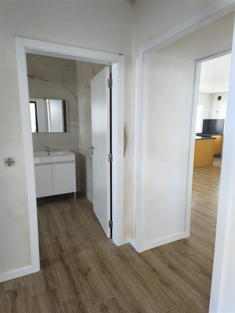 Moradia T2 para Venda em São Lourenço do Bairro Foto 44