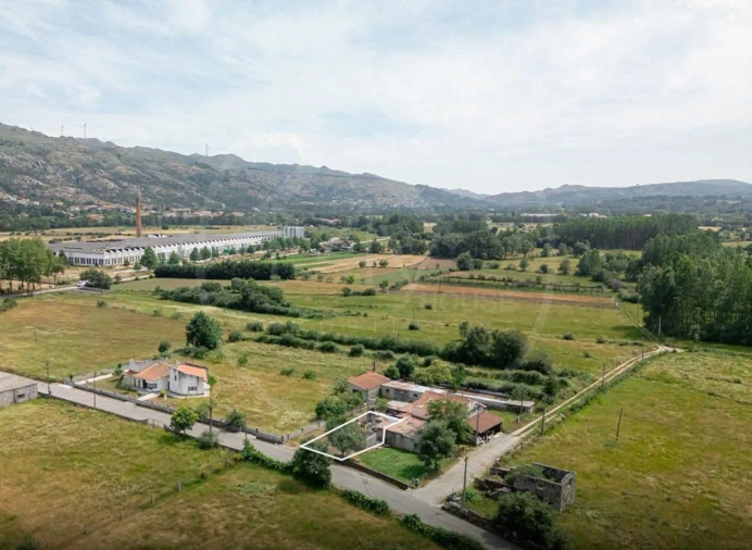 Terreno para Venda em Telões Foto 2