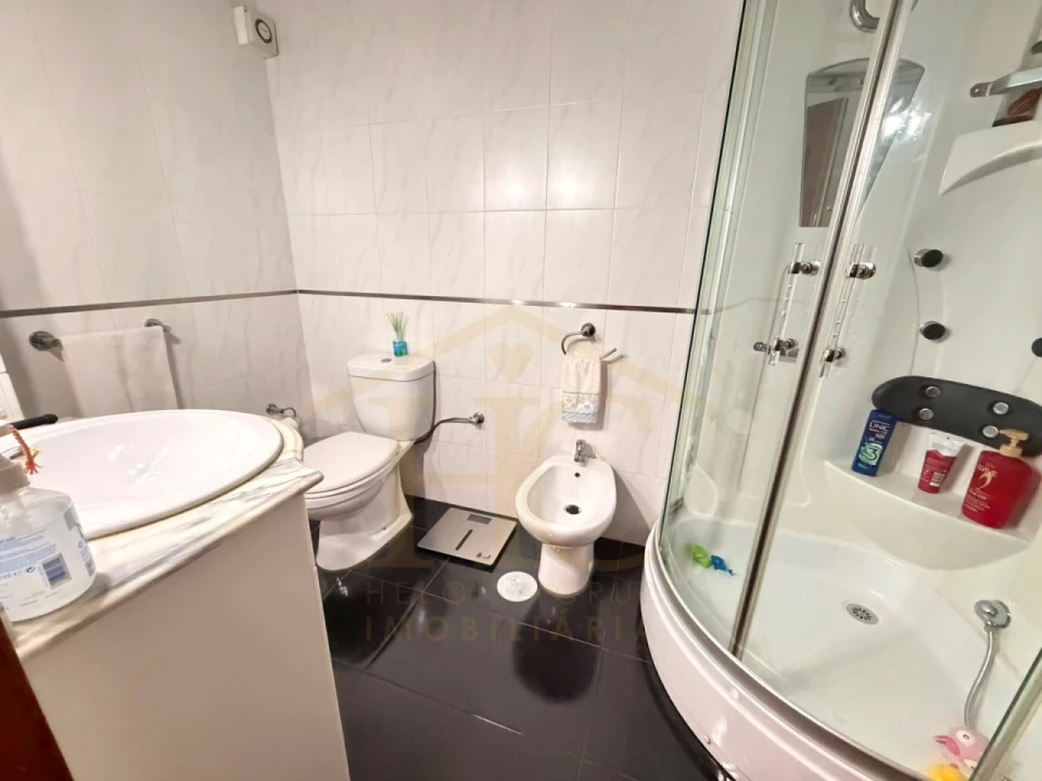 Apartamento T3 para Venda em Póvoa de Varzim, Beiriz e Argivai Foto 9