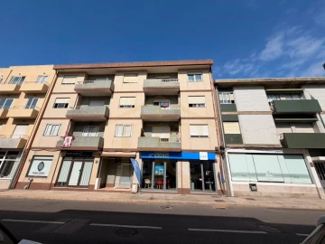 Apartamento T3 para Venda em Póvoa de Varzim, Beiriz e Argivai