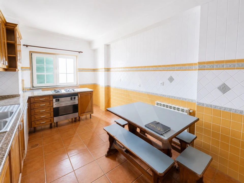 Apartamento T3 para Venda em São Bernardo Foto 3