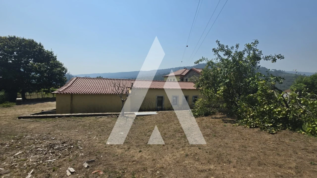 Moradia T5 para Venda em Gondar e Orbacém Foto 4
