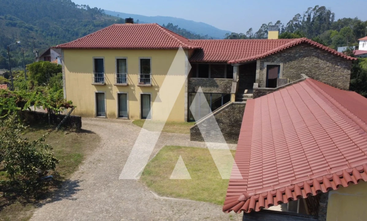 Moradia T5 para Venda em Gondar e Orbacém Foto 2