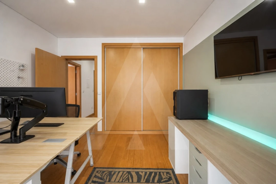 Moradia T4 para Venda em Aradas Foto 17