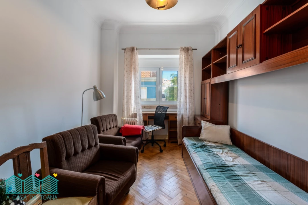 Apartamento T2 para Venda em Campolide Foto 16