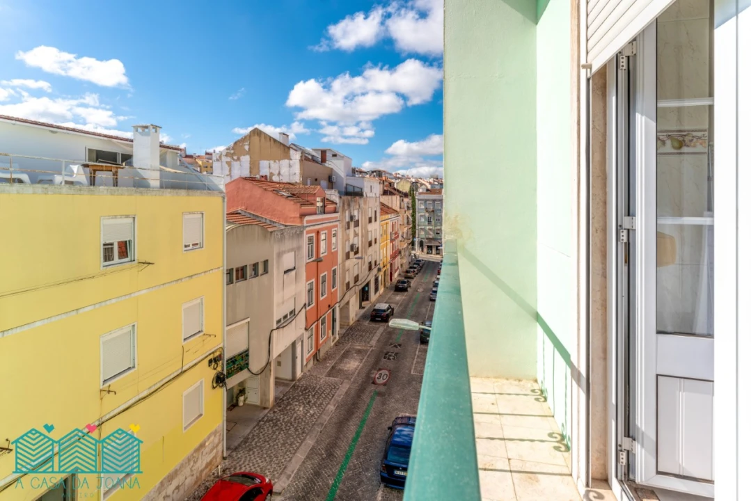 Apartamento T2 para Venda em Campolide Foto 20