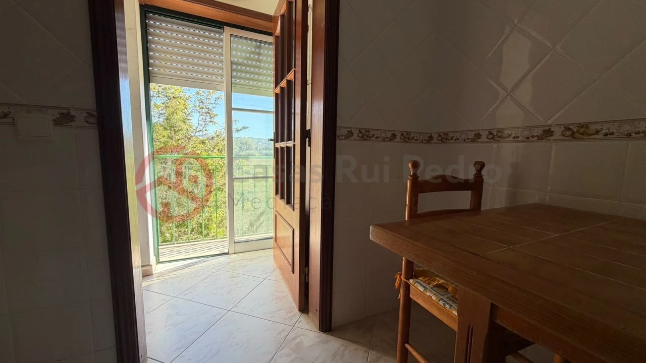 Apartamento T2 para Venda em Aljezur Foto 2