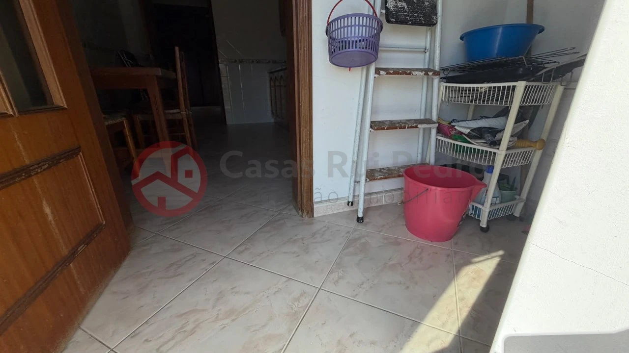 Apartamento T2 para Venda em Aljezur Foto 7
