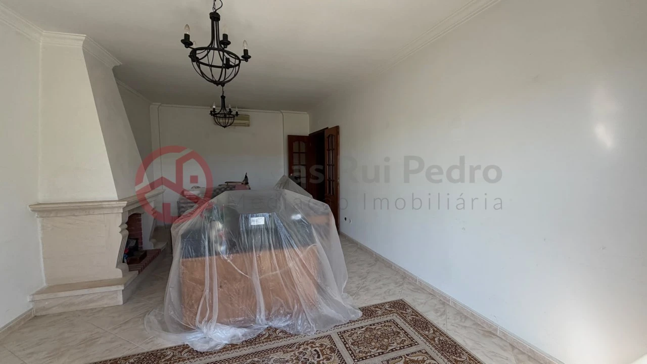Apartamento T2 para Venda em Aljezur Foto 11