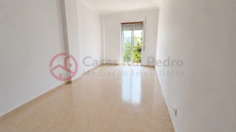 Apartamento T2 para Venda em Aljezur