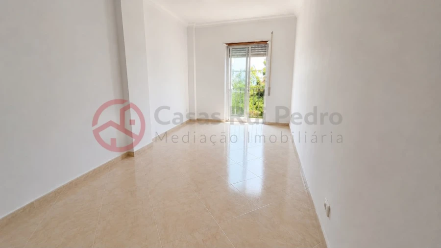 Apartamento T2 para Venda em Aljezur Foto 8
