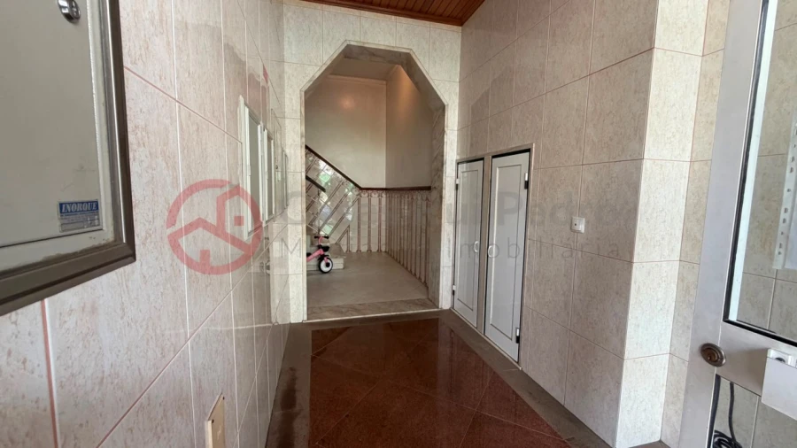 Apartamento T2 para Venda em Aljezur Foto 13