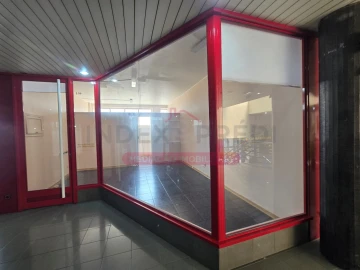 Loja para Arrendamento em Águeda e Borralha
