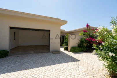 Moradia T3 para Venda em Montenegro