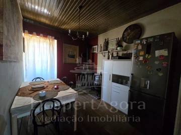Moradia T3 para Venda em Torres Novas (Santa Maria, Salvador e Santiago)