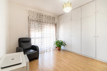 Apartamento T4 para Venda em Custóias, Leça do Balio e Guifões
