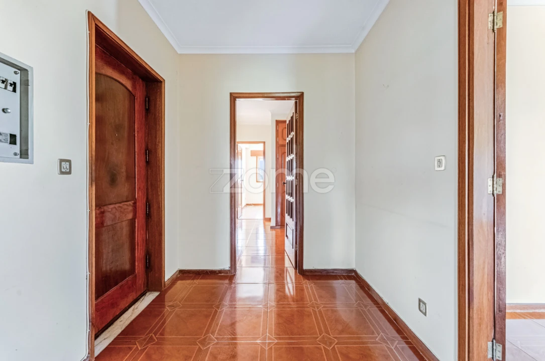 Apartamento T3 para Venda em São João da Madeira Foto 10
