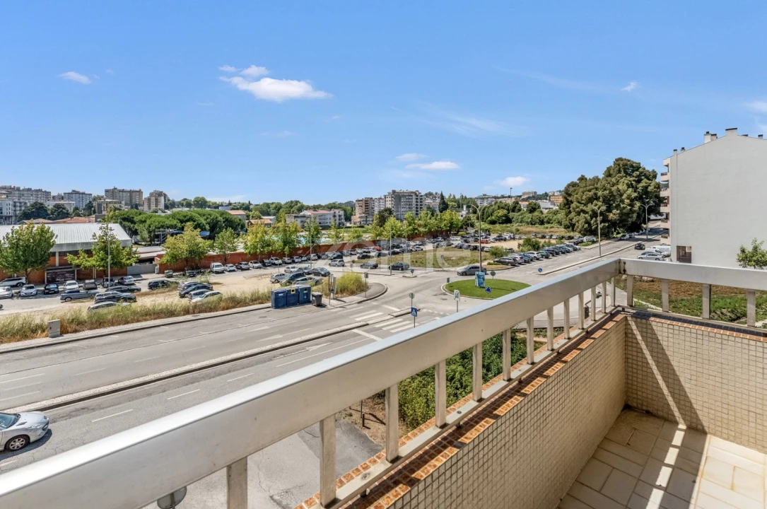 Apartamento T3 para Venda em São João da Madeira Foto 23