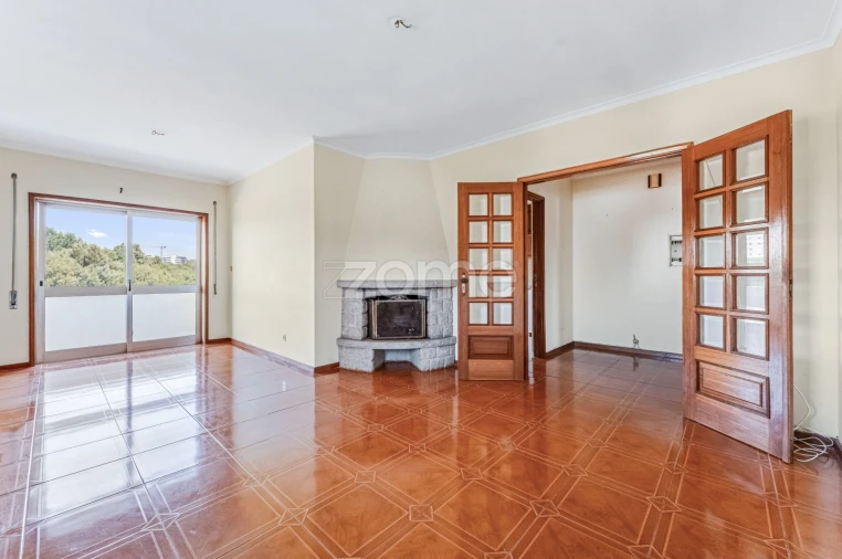 Apartamento T3 para Venda em São João da Madeira Foto 3