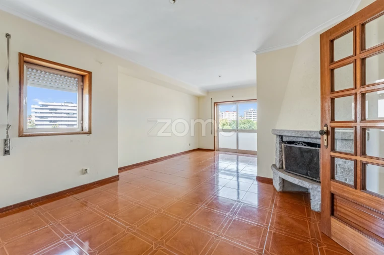 Apartamento T3 para Venda em São João da Madeira Foto 4