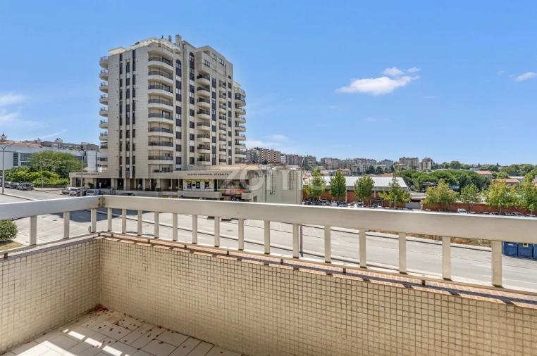 Apartamento T3 para Venda em São João da Madeira Foto 22