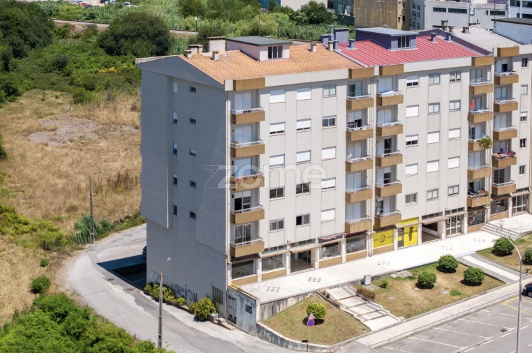 Apartamento T3 para Venda em São João da Madeira Foto 27