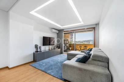 Apartamento T3 para Venda em Antas e Abade de Vermoim