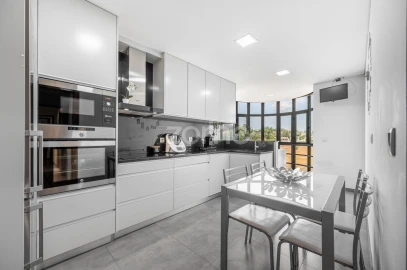 Apartamento T3 para Venda em Antas e Abade de Vermoim