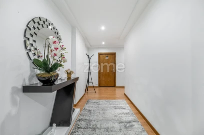 Apartamento T3 para Venda em Antas e Abade de Vermoim