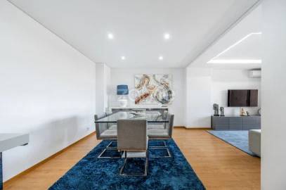 Apartamento T3 para Venda em Antas e Abade de Vermoim
