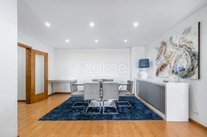 Apartamento T3 para Venda em Antas e Abade de Vermoim