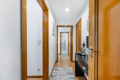 Apartamento T3 para Venda em Antas e Abade de Vermoim