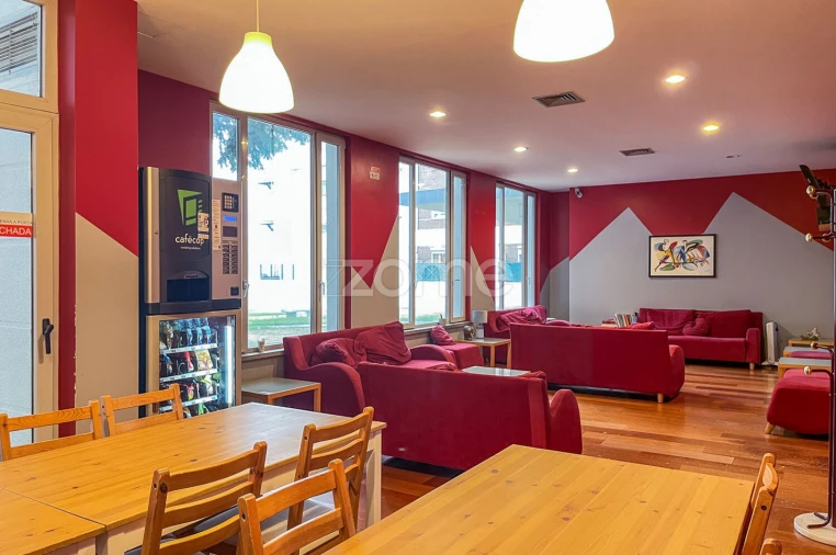 Apartamento T1 para Venda em Covilhã e Canhoso Foto 27