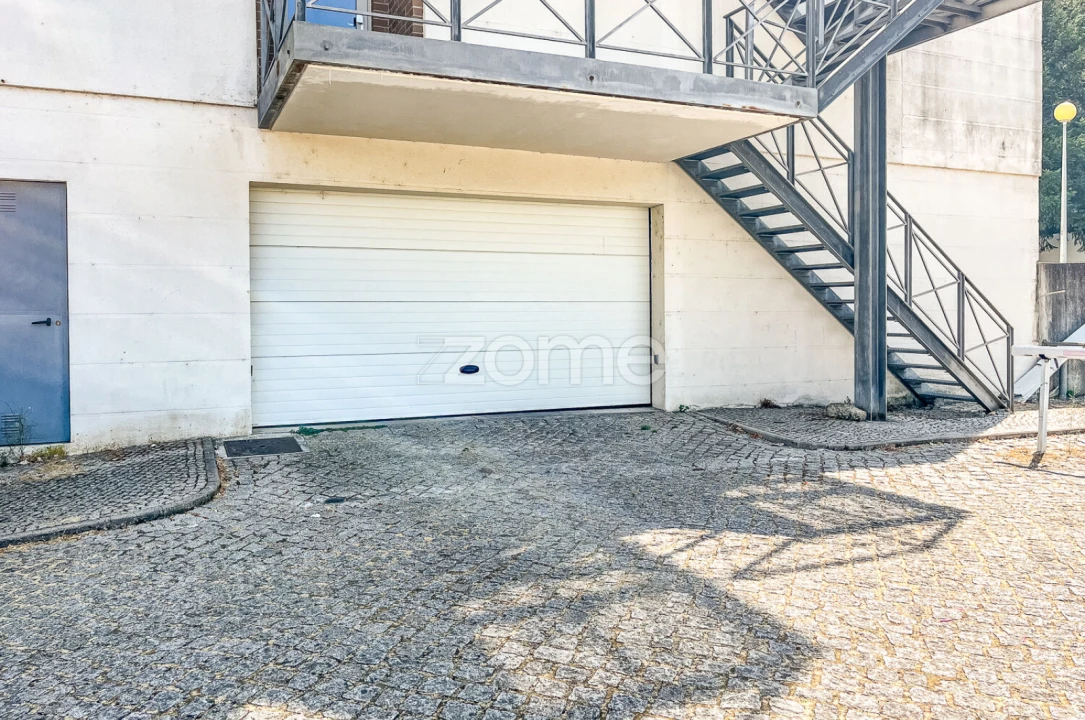 Apartamento T1 para Venda em Covilhã e Canhoso Foto 30