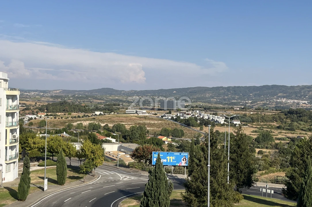 Apartamento T1 para Venda em Covilhã e Canhoso Foto 33