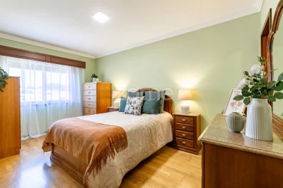 Apartamento T3 para Venda em Coronado (São Romão e São Mamede)